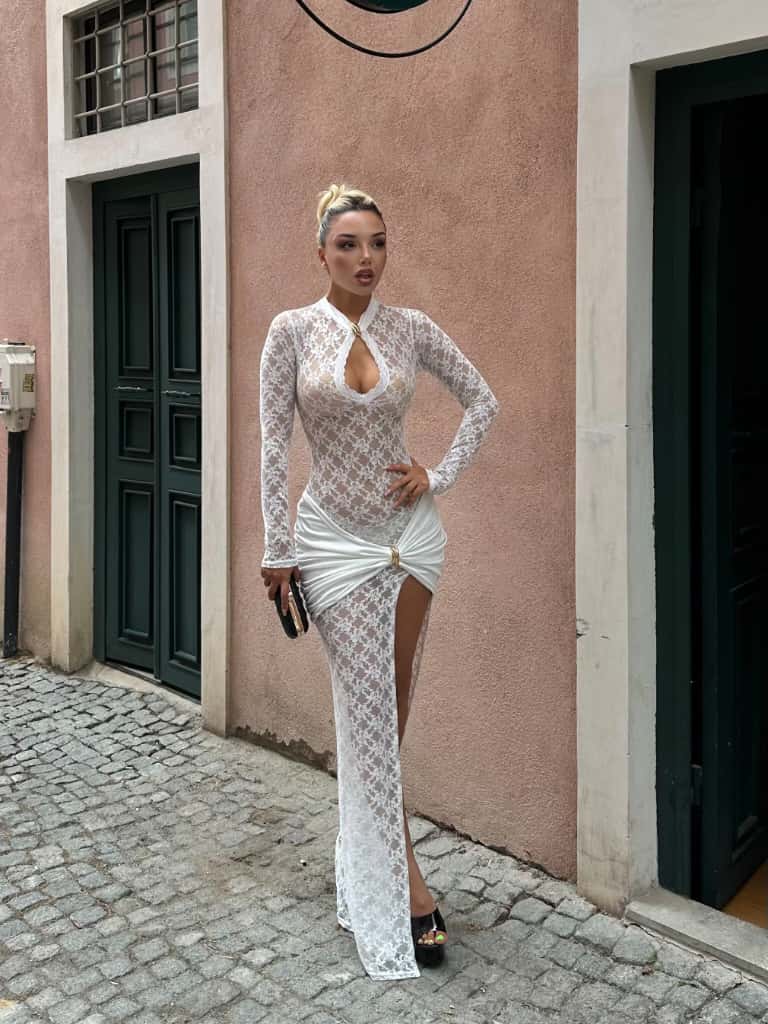 Dantel detaylı astarlı çift aksesuar detaylı maxi elbbise - Beyaz