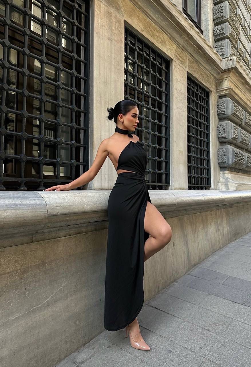 Maxi boy metal aksesuarlı elbise