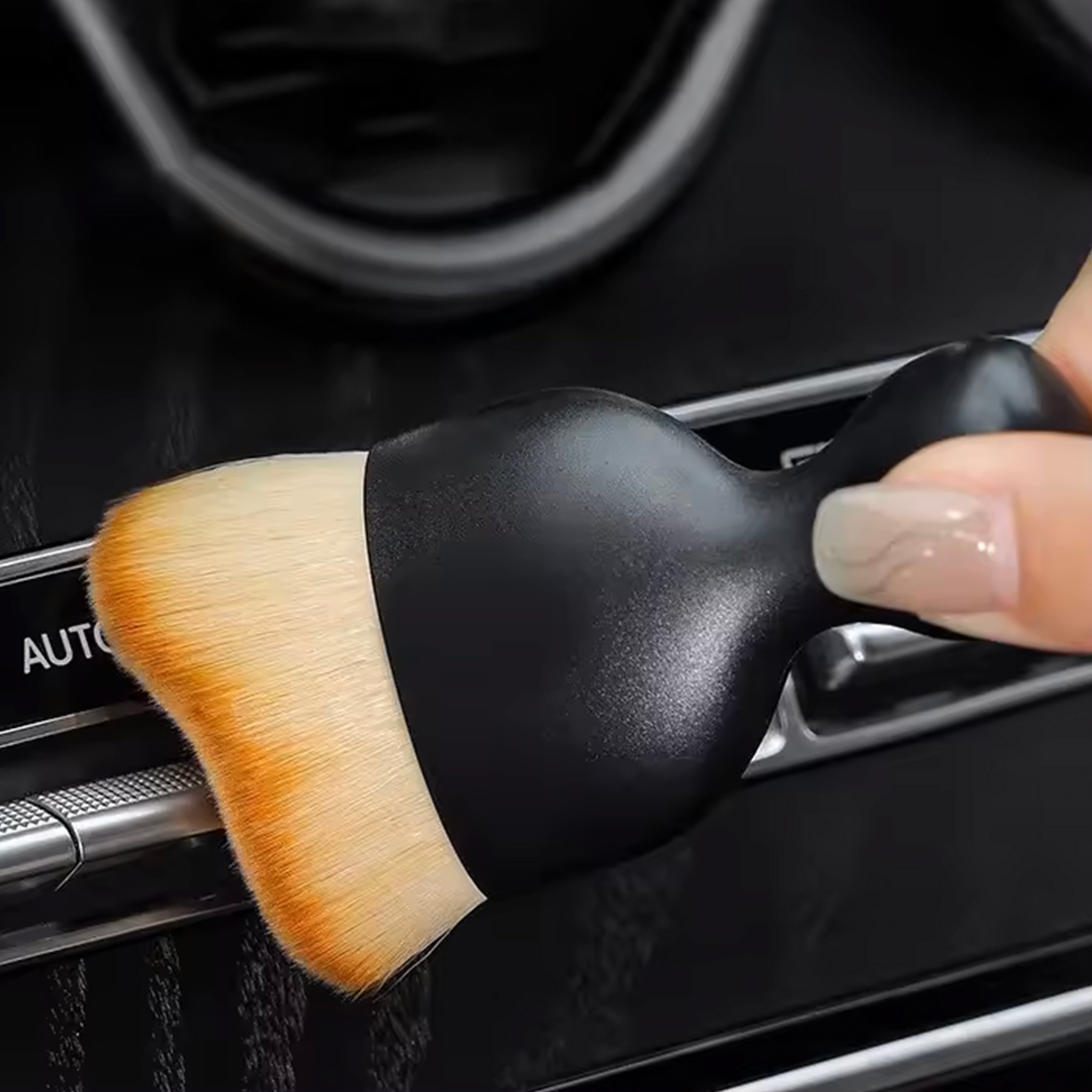 Hellfire Horsehair Detail Brush 