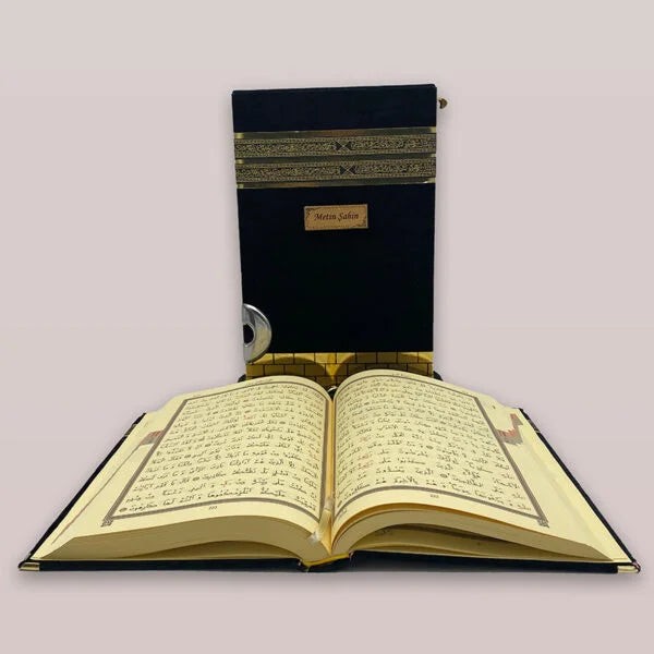 Kâbe Kutulu Kadife Kur’an-ı Kerim (Orta Boy / Rahle Boy)