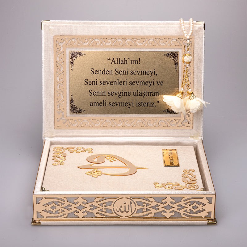 Kadife Kutulu Kur'an-ı Kerim (Krem, Gold Süsleme)