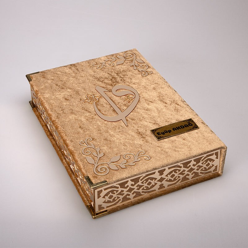 Kadife Kutulu Kur'an-ı Kerim (Gold, Gold Süsleme)