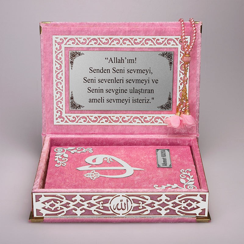 Kadife Kutulu Kur'an-ı Kerim (Bebe Pembe, Gümüş Süsleme)