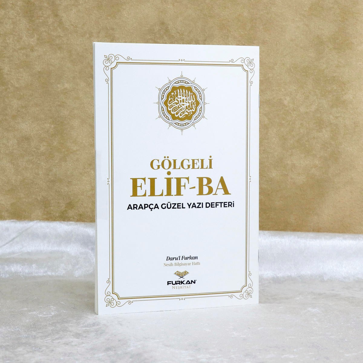Gölgeli Elif-Ba Yazı Mushafı