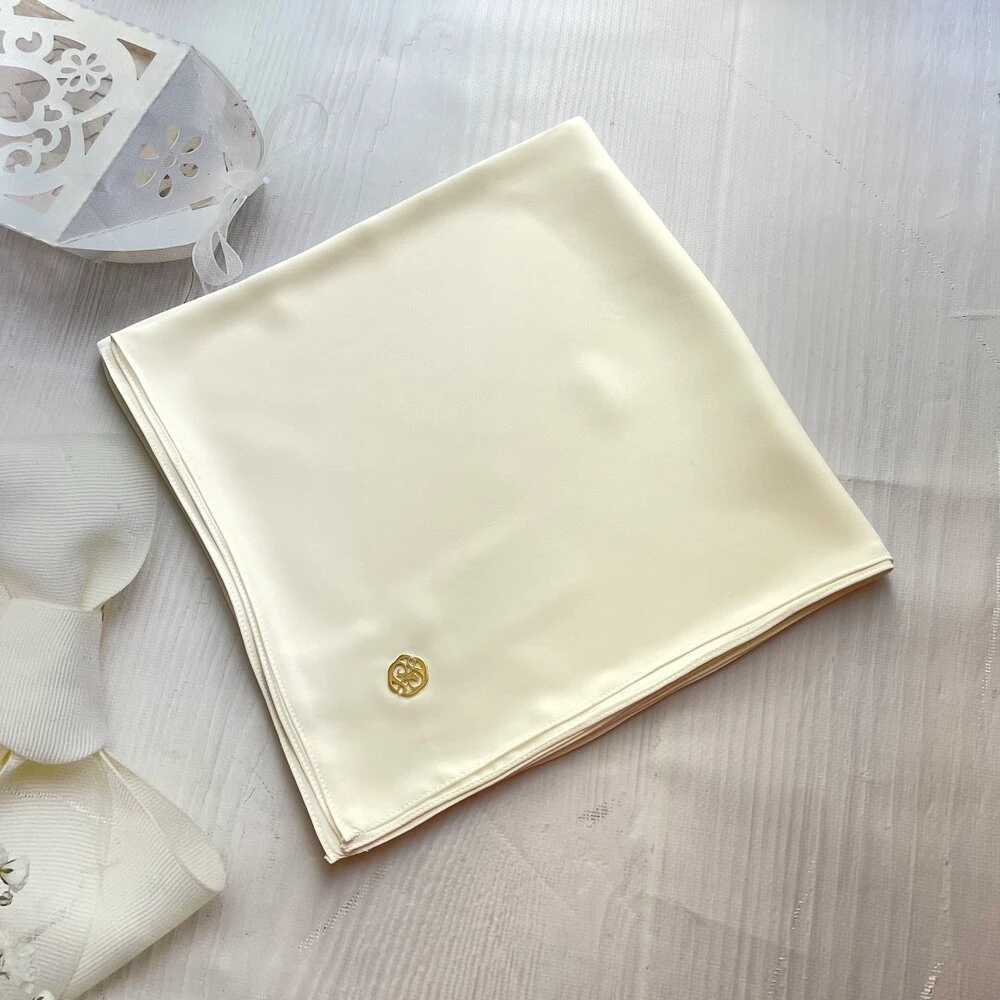 FAHZA- Ekru Krep Şifon Kare Eşarp image