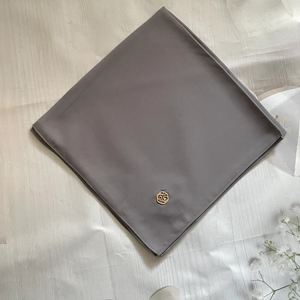 FAHZA- Duman Rengi Kare Krep Şifon Eşarp image