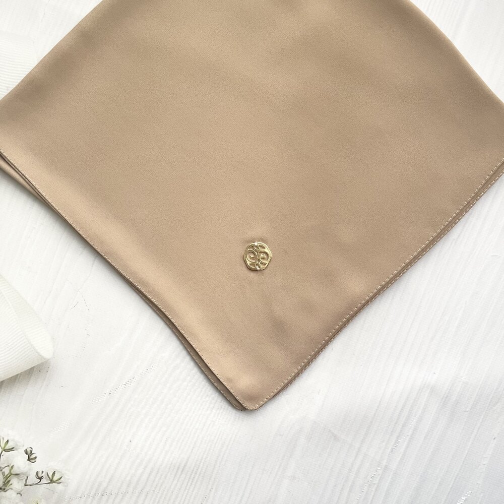 FAHZA Sütlükahve Krep Şifon Kare Eşarp image