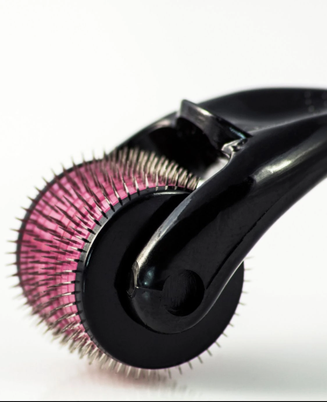 Titanyum Uçlu 540 İğneli Derma Roller 1 mm İğne Cilt Yüz Vücut Yenileme Masaj Aleti