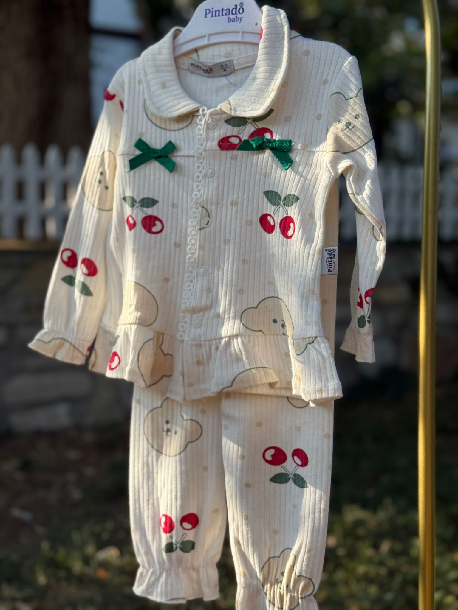 Kiraz Figürlü Düğmeli %100 Pamuklu Pijama Takımı