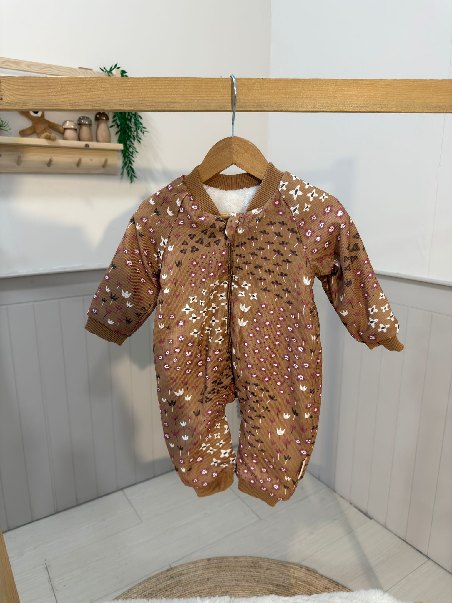 %100 Pamuk  Kız Bebek Çiçek Desenli İçi Kürklü Kadife Dış Tulum 