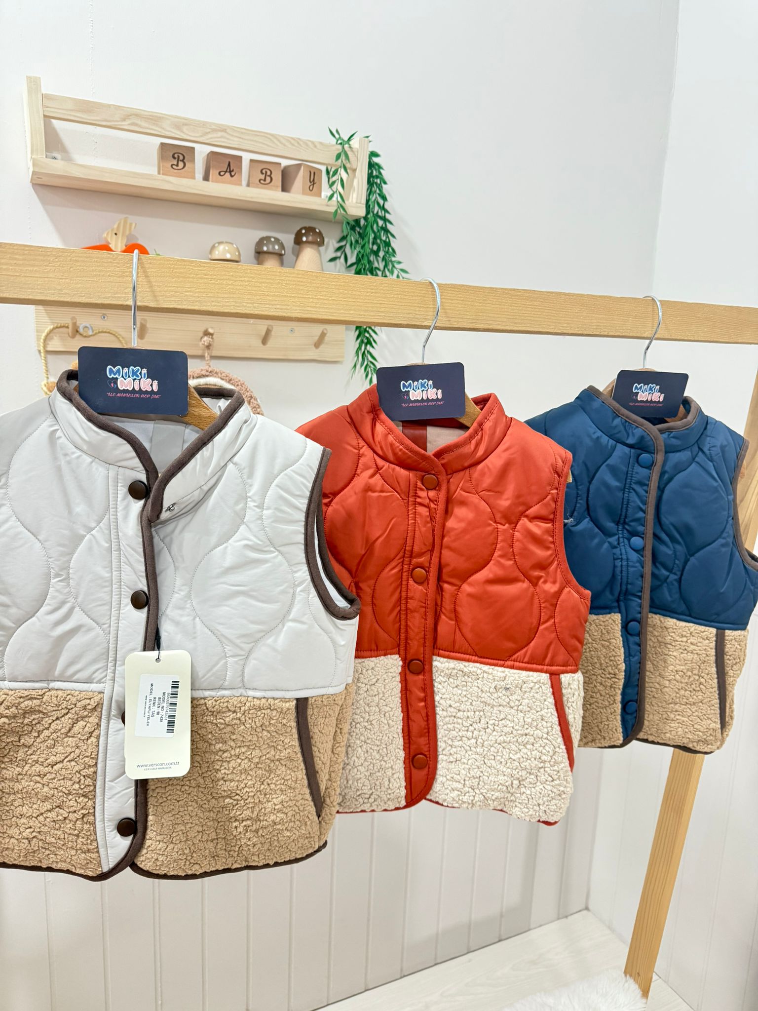 İçi Pamuk Astarlı Dışı Teddy Cepli unisex Kürklü Yelek 