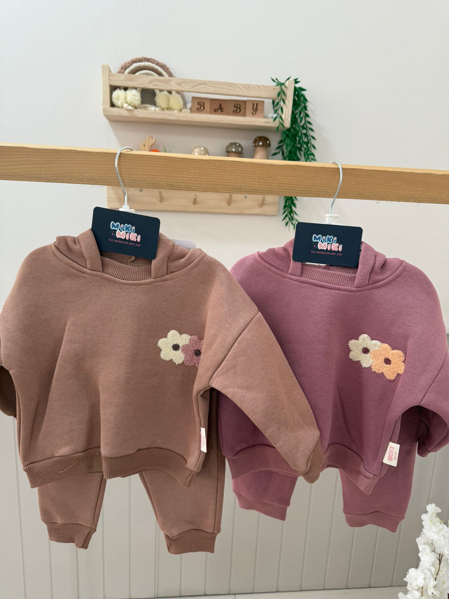 %100 Pamuk Çiçek Nakışlı İçi Şardonlu Kapişonlu İkili Takım