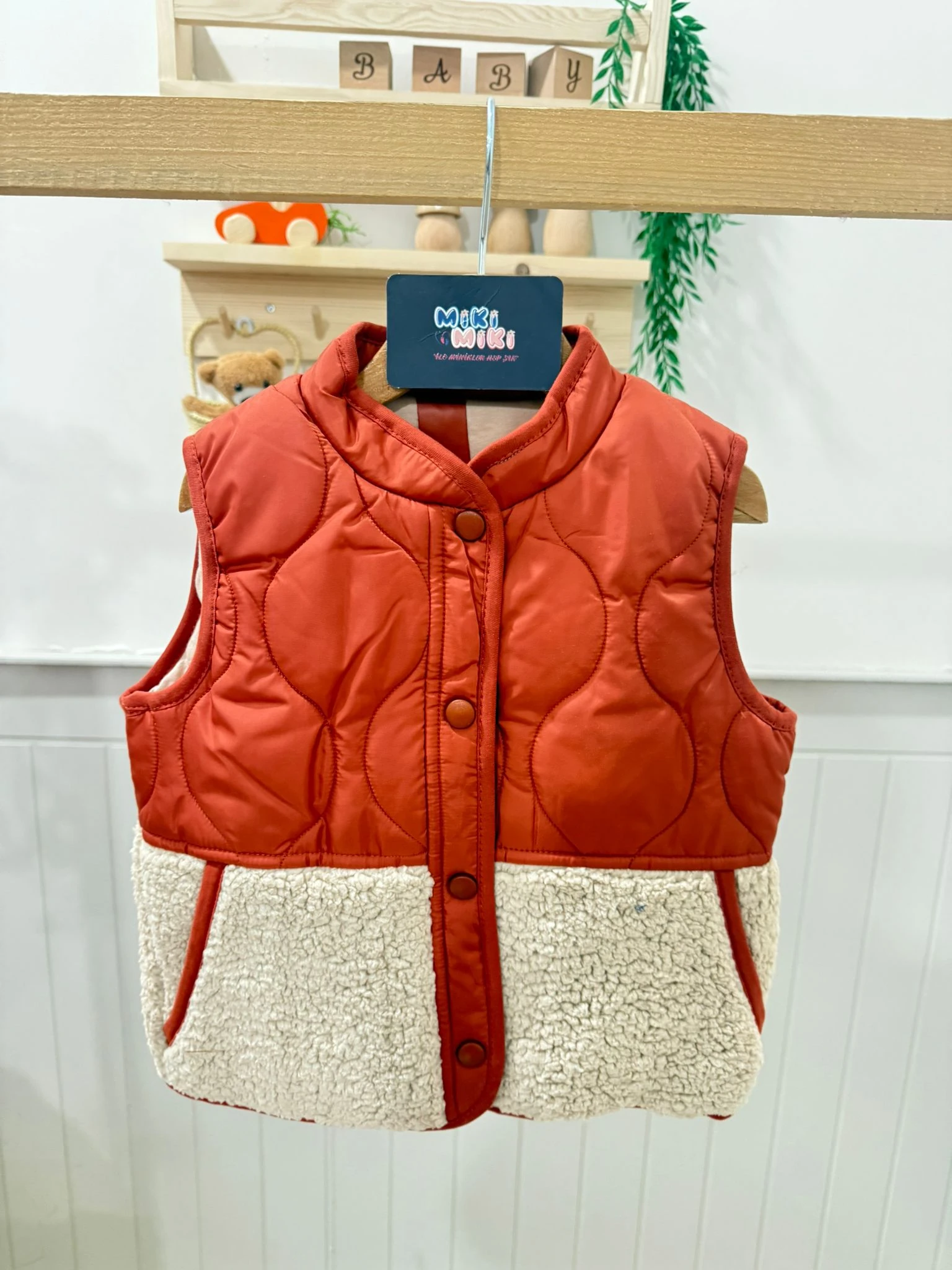 İçi Pamuk Astarlı Dışı Teddy Cepli unisex Kürklü Yelek 