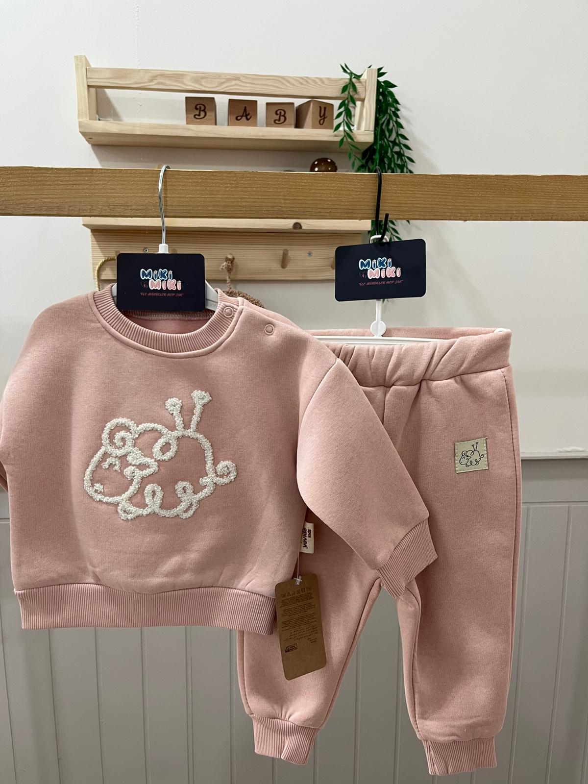 %100 Pamuk Kuzu Nakışlı İçi Şardonlu 3 İplik Kız Takım