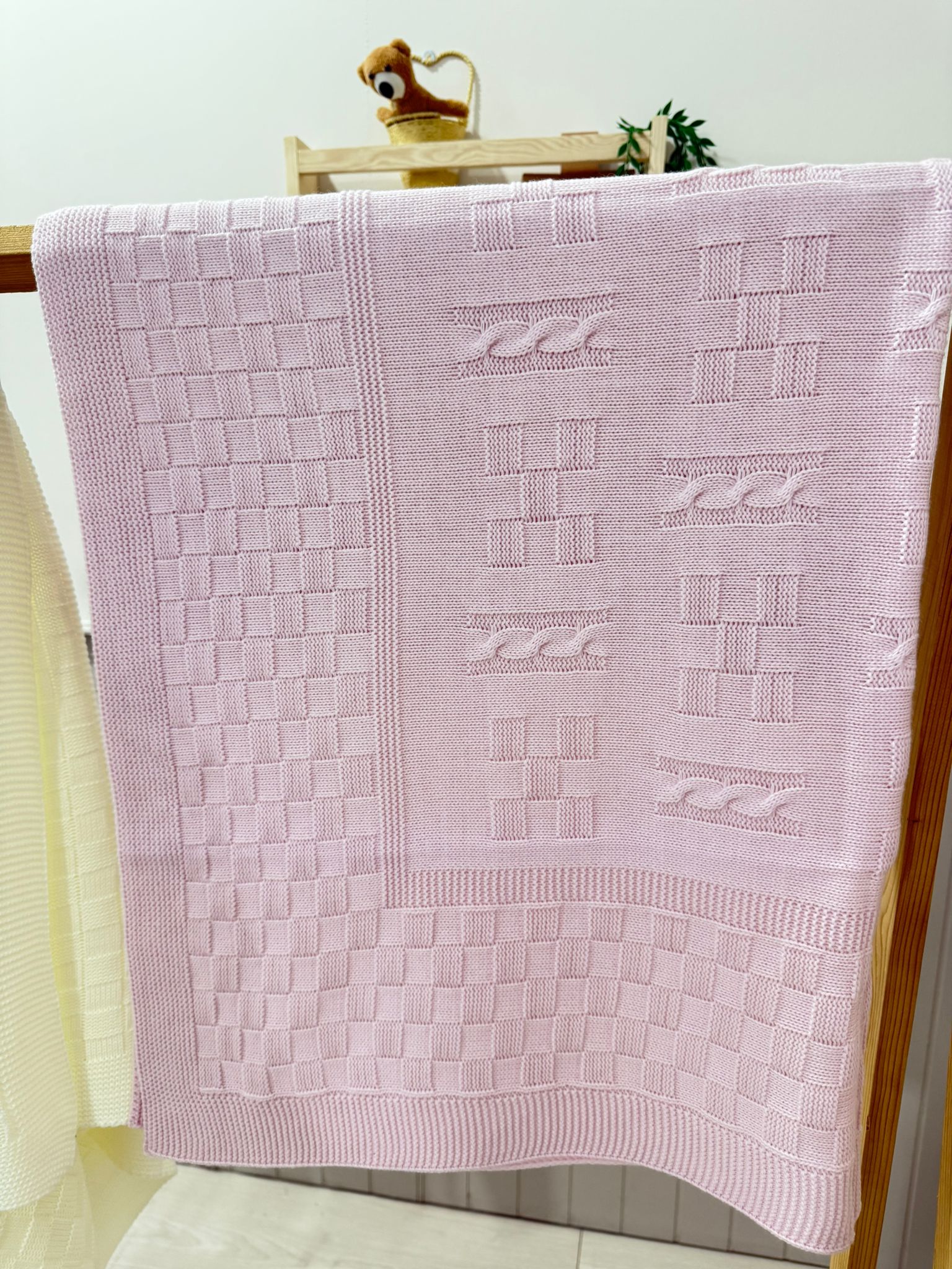 Pembe