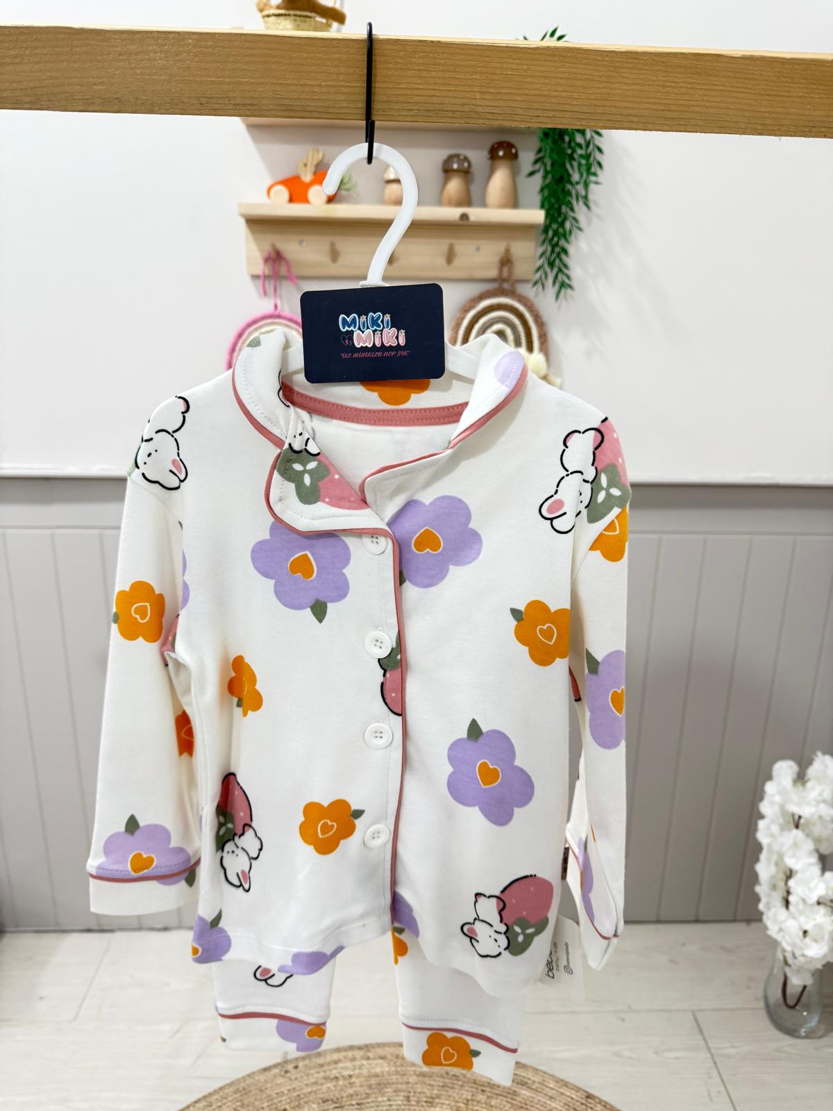 %100 Pamuk Renkli Çiçek Desenli Pijama Takımı