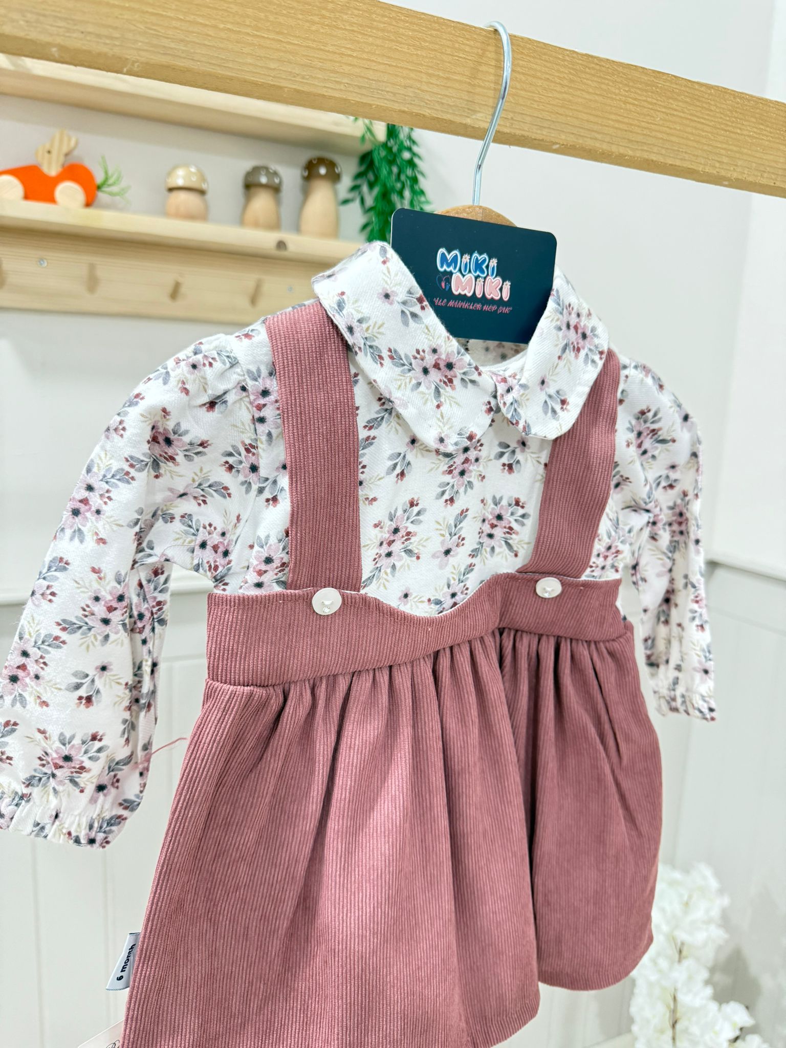 Bebe Yaka Gömlekli Kadife Elbise