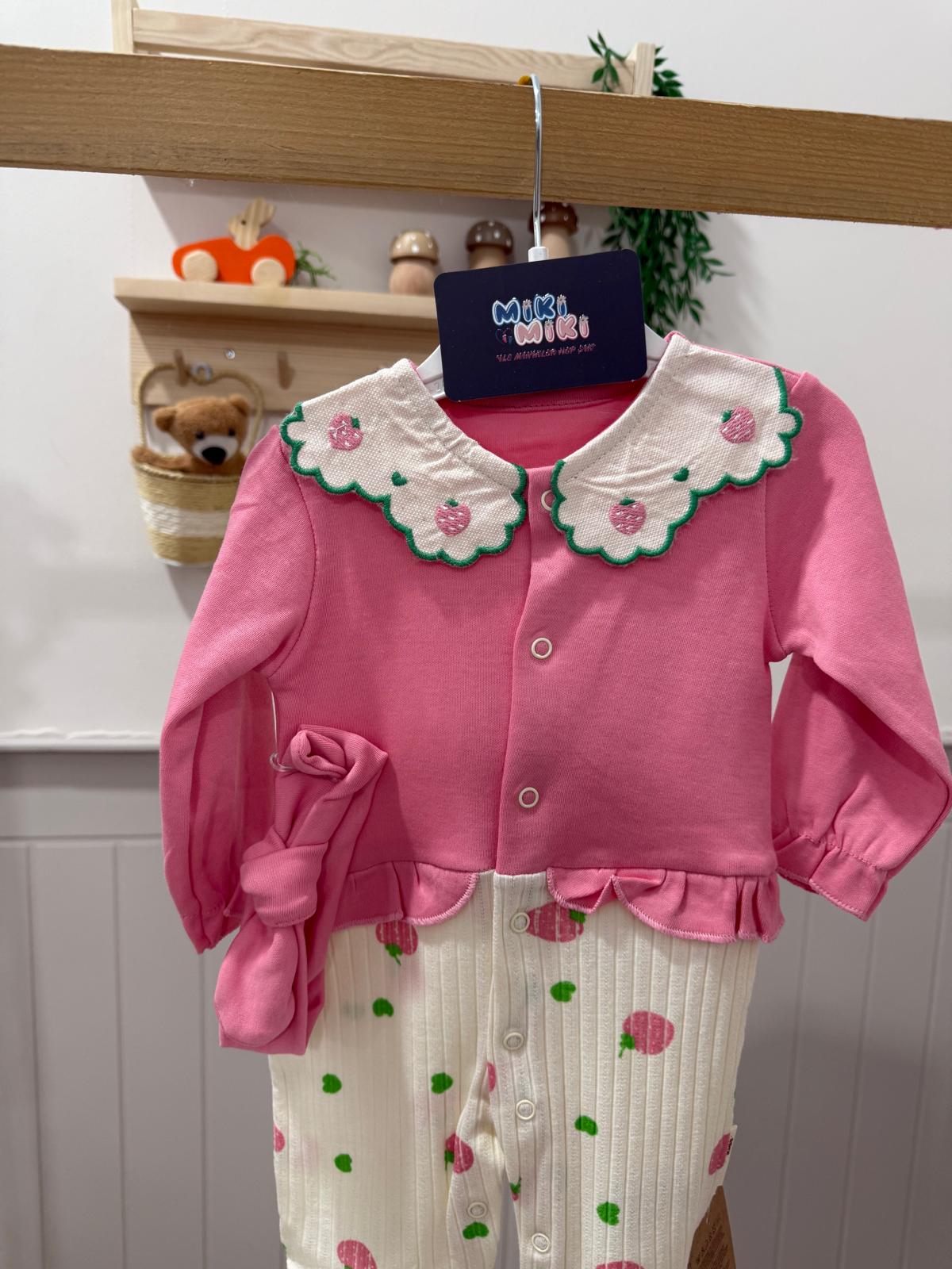 Bebe Yaka Çilekli Bandanalı Tulum