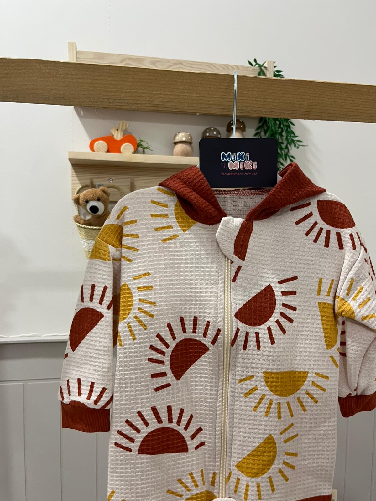 Unisex Güneş Baskılı Kapişonlu Tulum 