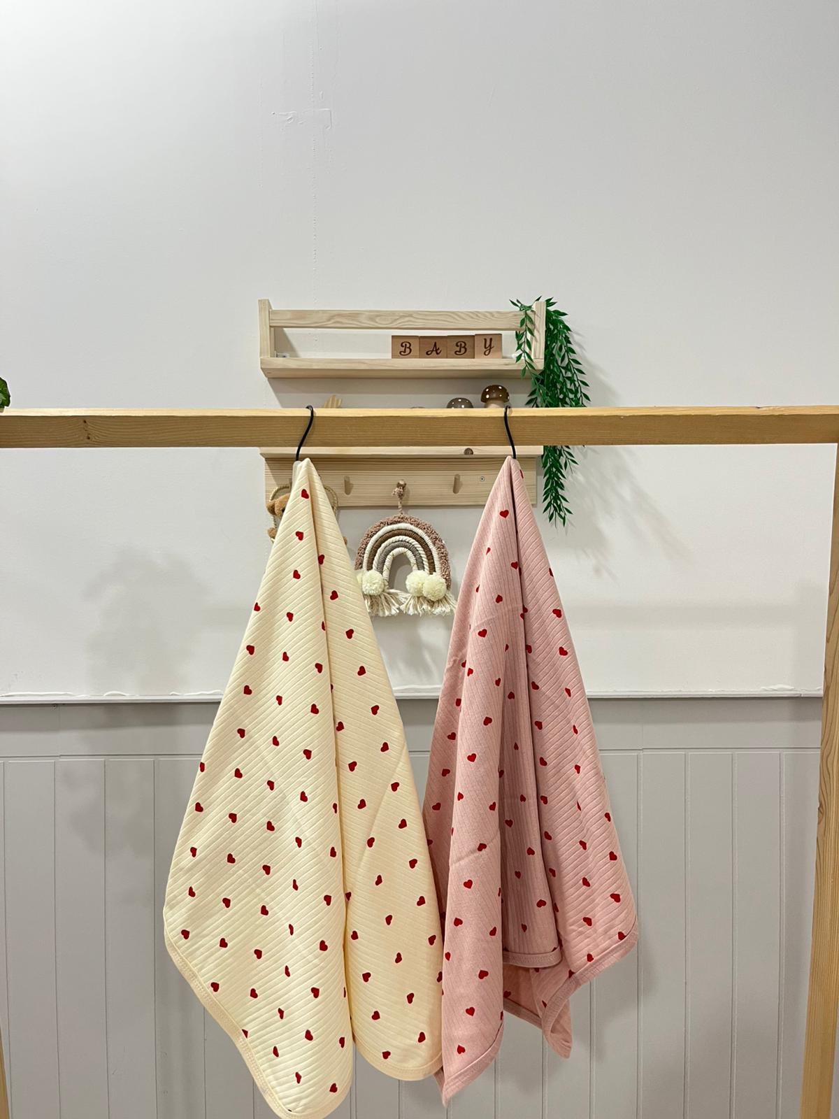 %100 Pamuk Kalp Desenli Petek Battaniye