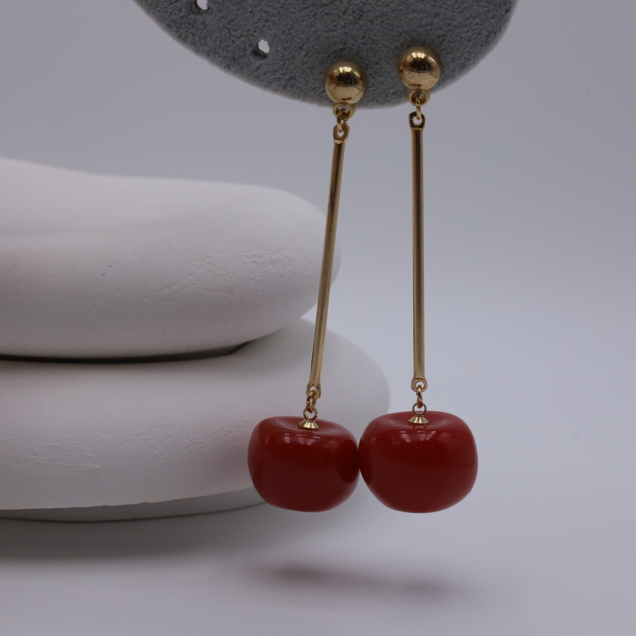 Sallantılı Gold Kiraz Küpe