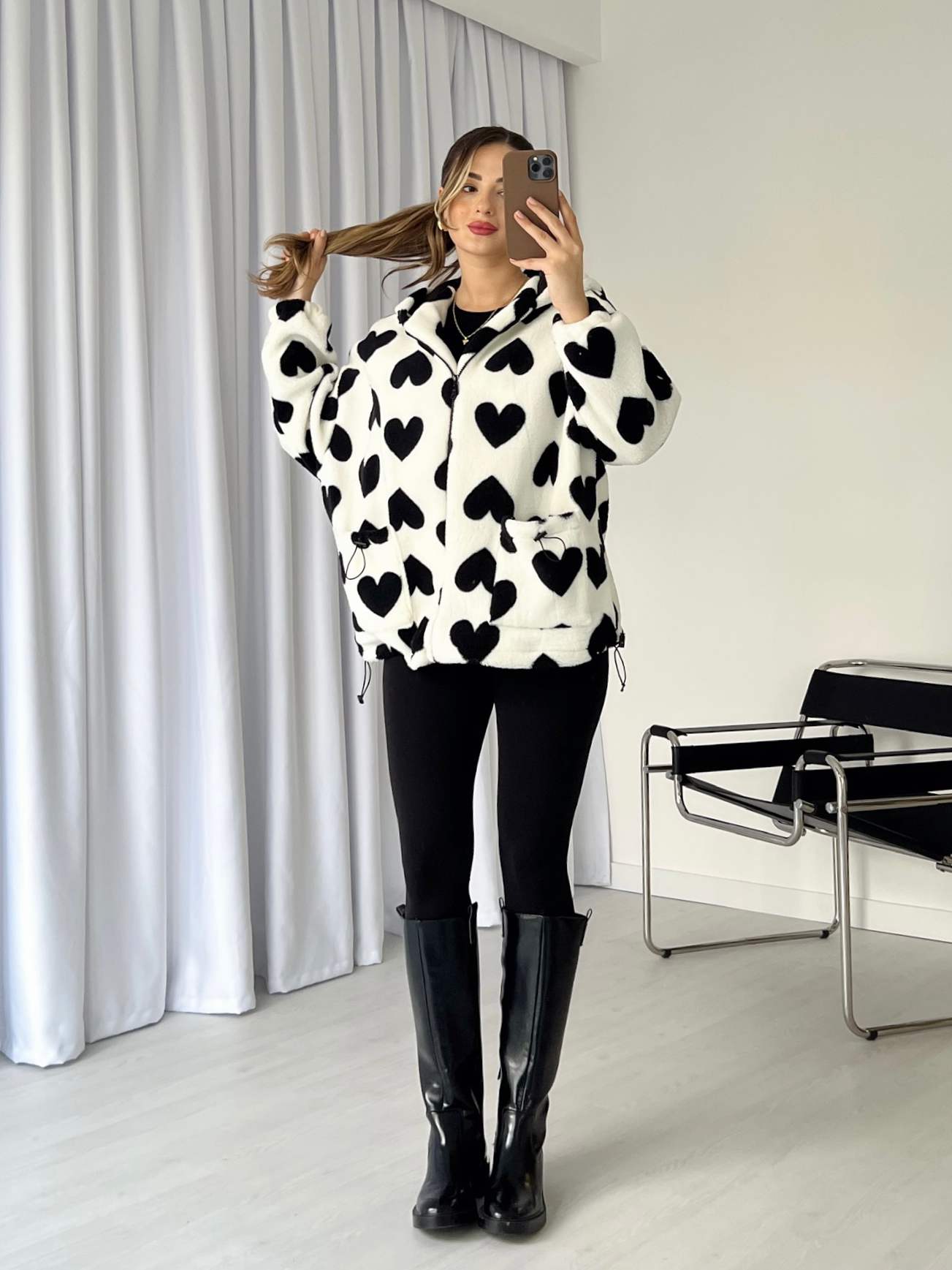 Kalp Desenli Astarlı Peluş Mont