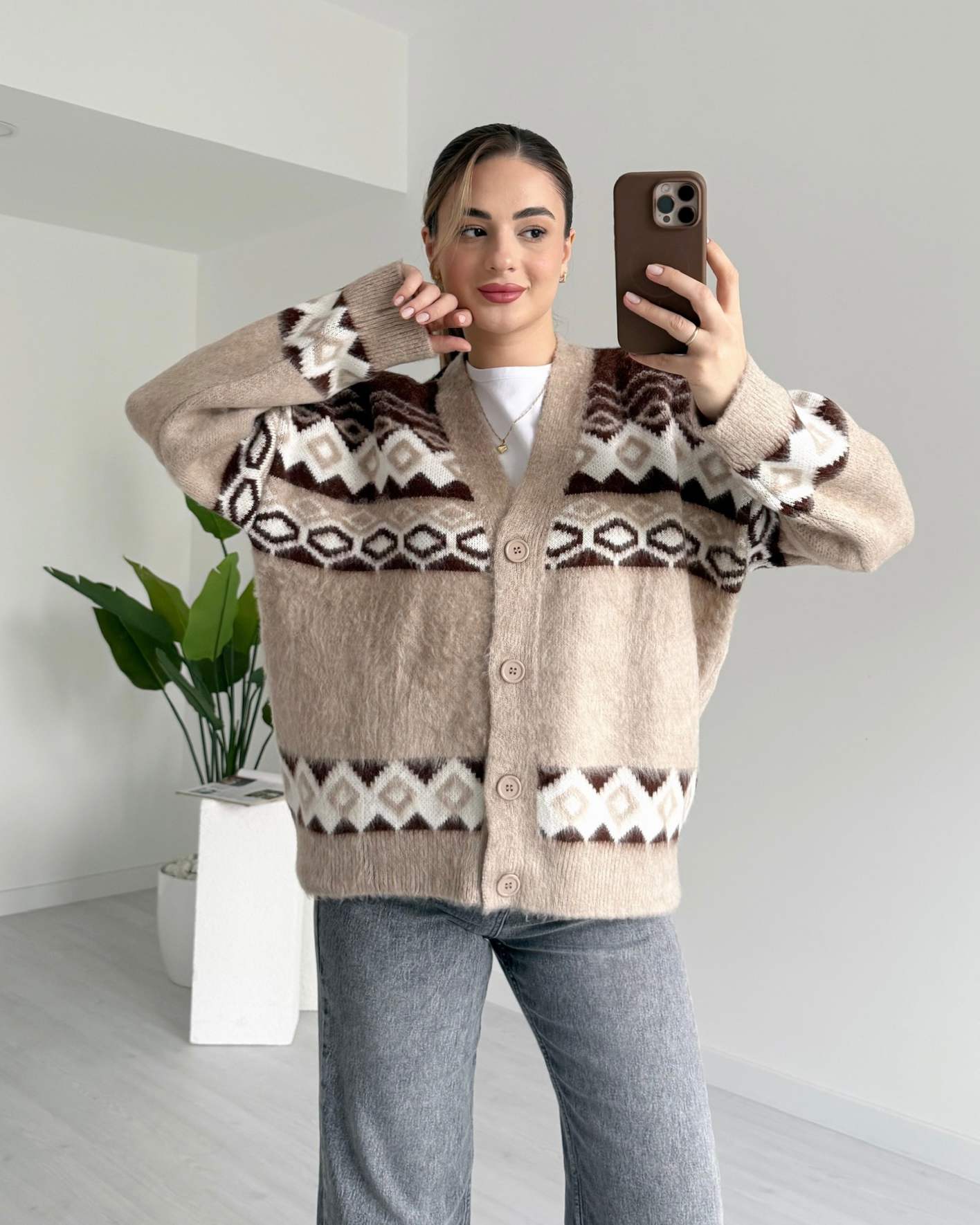 Etnik Desenli Yumoş Hırka