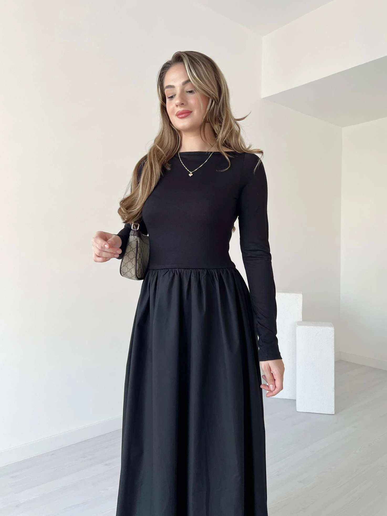 Eteği Poplin Uzun Kollu Elbise