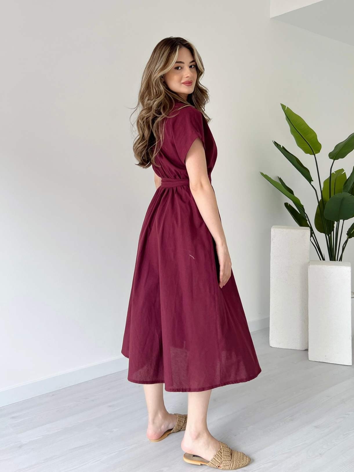 Önü Düğmeli Kuşaklı Poplin Elbise - Bordo