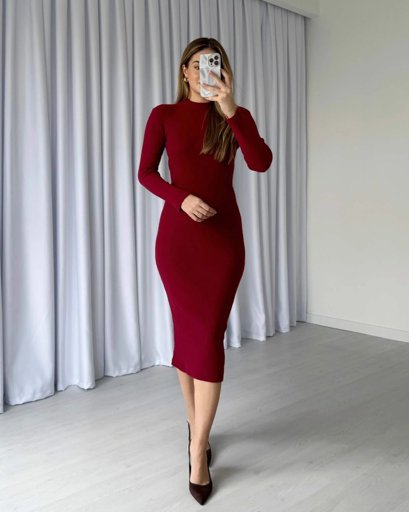 Şardonlu Yumoş Dokulu Balıkçı Yaka Elbise