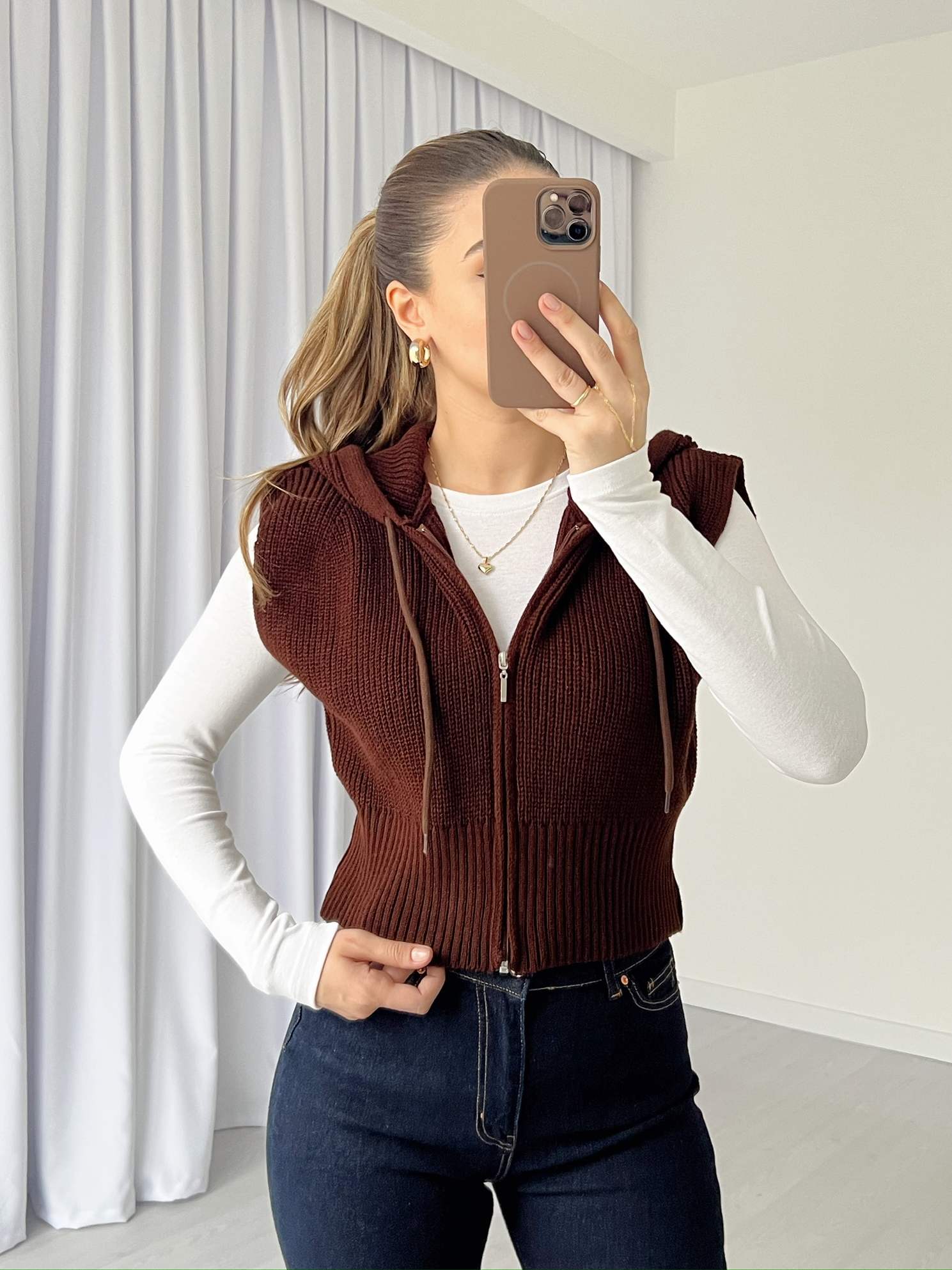 Kapüşonlu Sıfır Kol Hırka