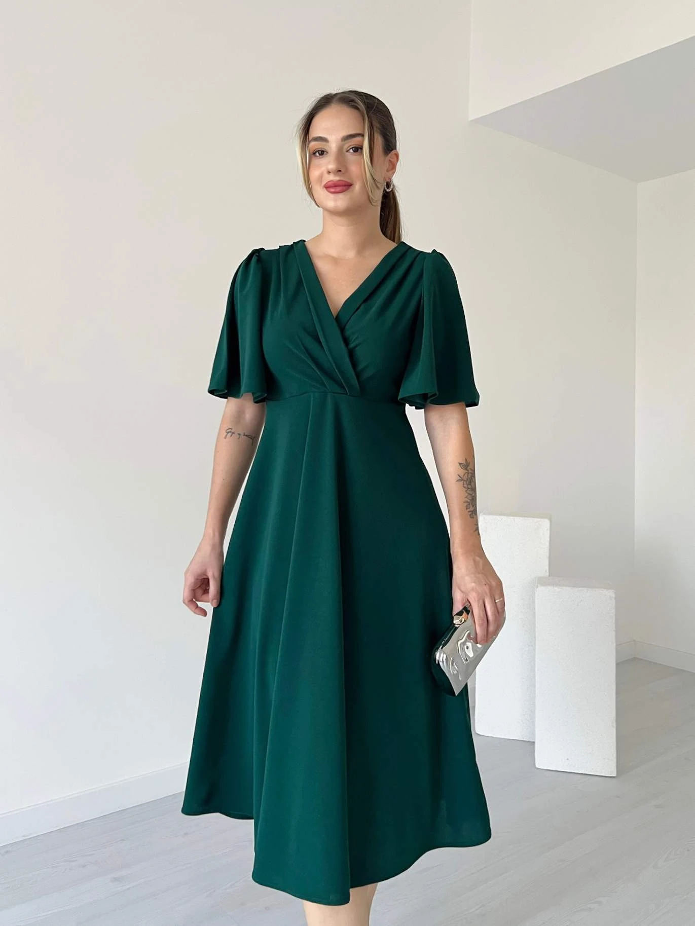 Kruvaze Yaka Kol Volanlı HAMPTON Elbise