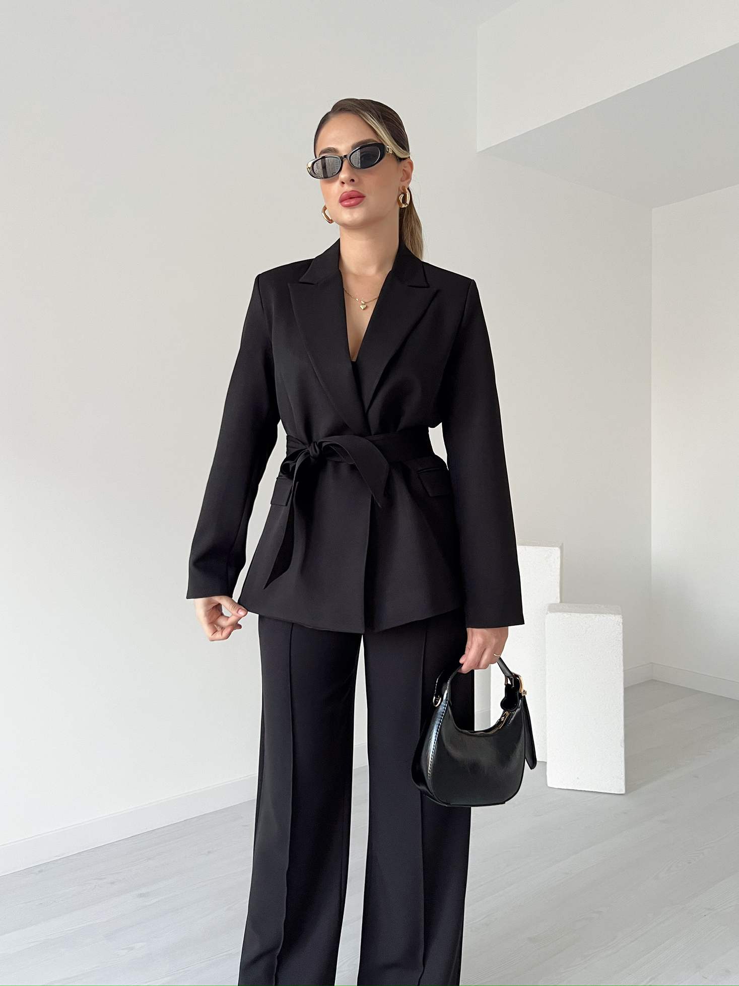 Kuşaklı Ceket Pantolon Takım