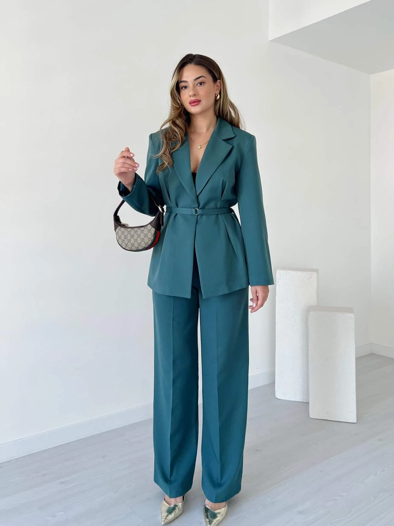 İnce Kemerli Ceket Pantolon Takım