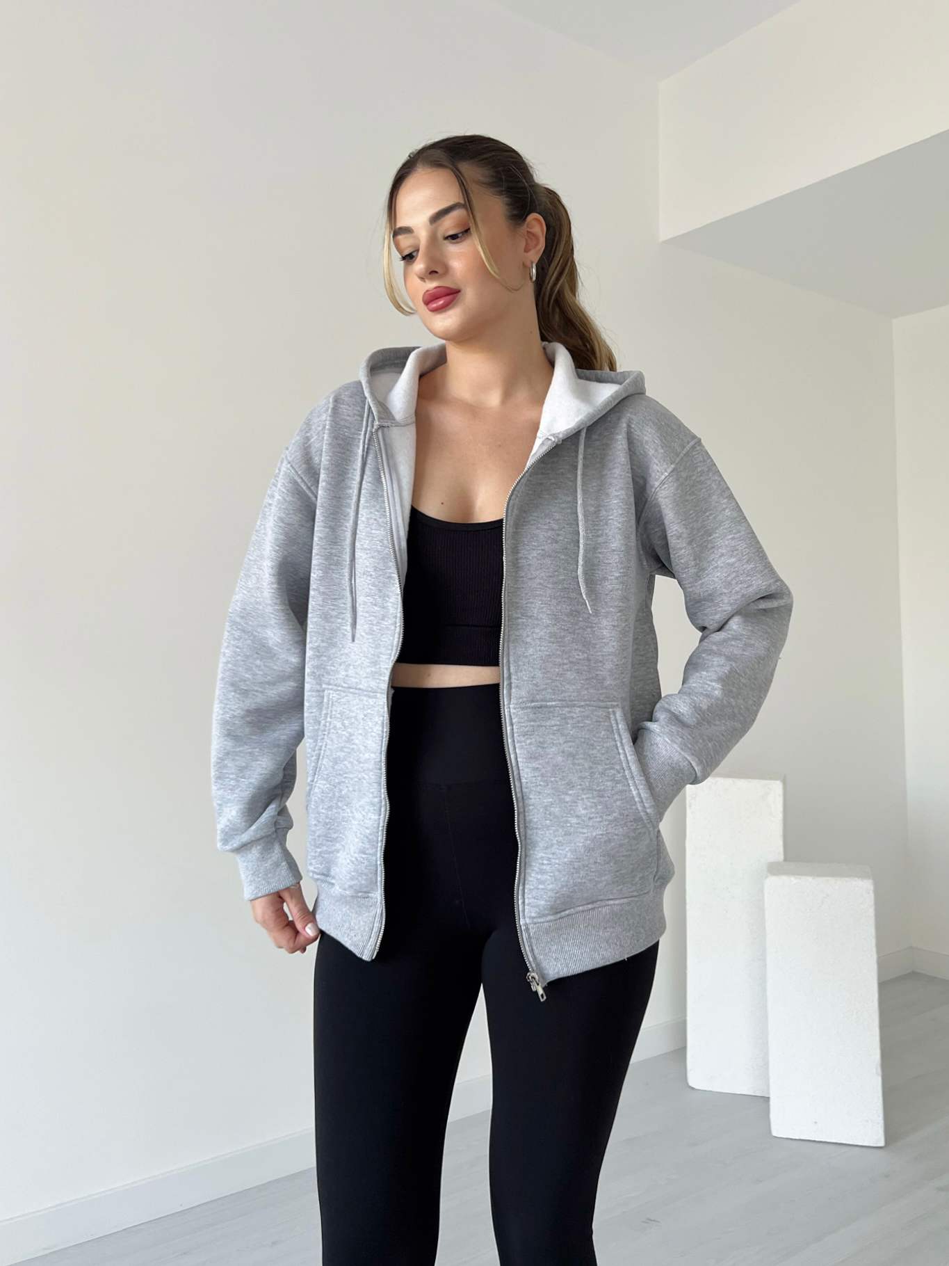 Fermuarlı Basic Hoodie