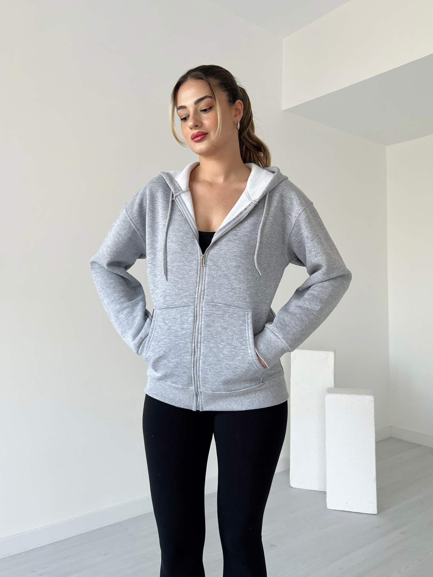 Fermuarlı Basic Hoodie