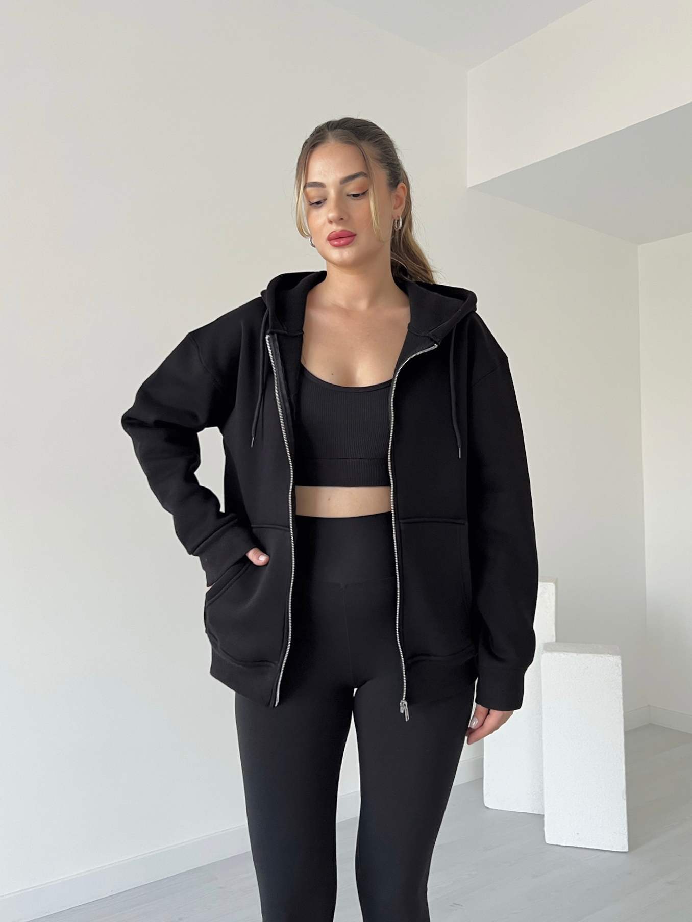 Fermuarlı Basic Hoodie - Siyah