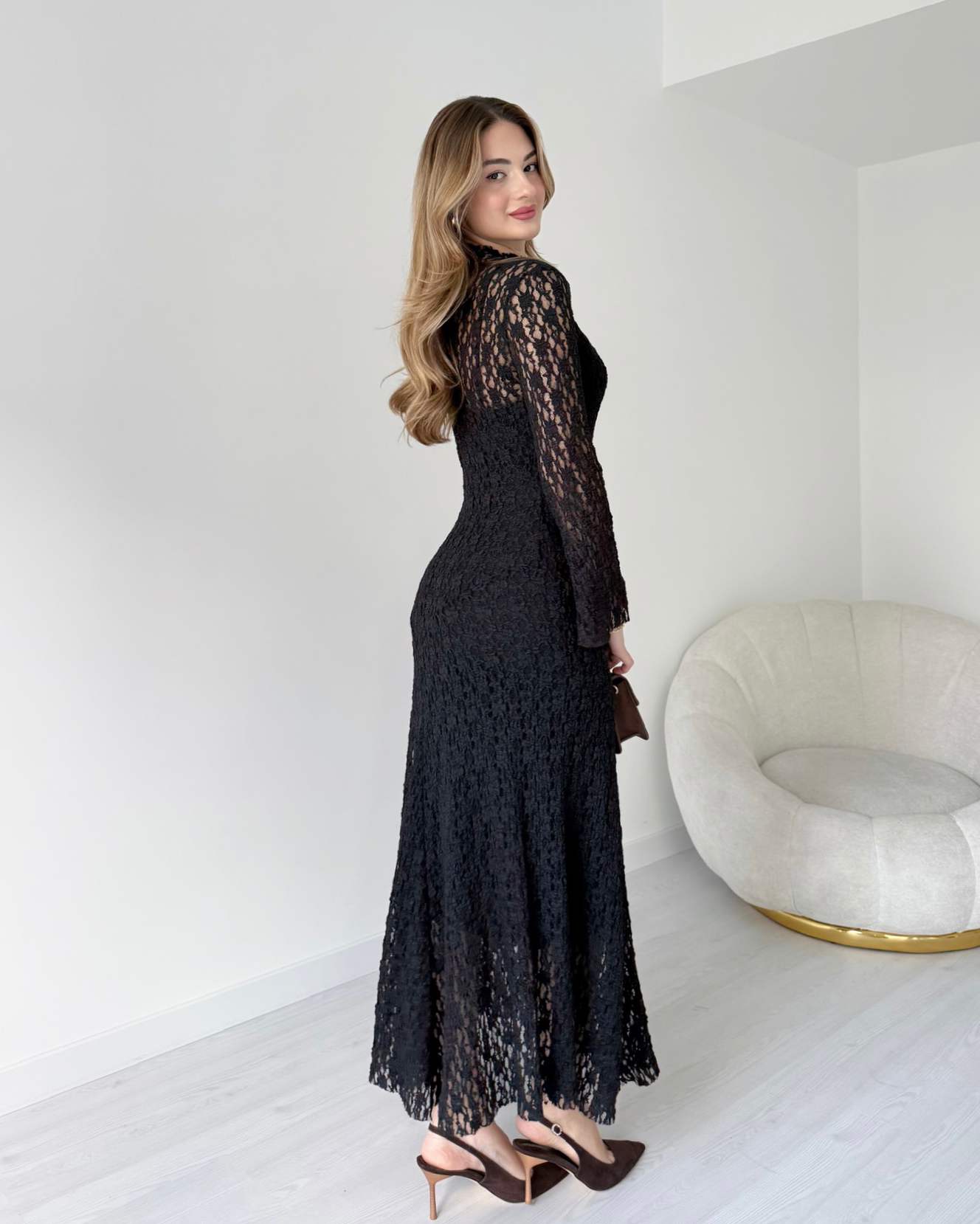 Eteği Volanlı MAURO Dantel Elbise