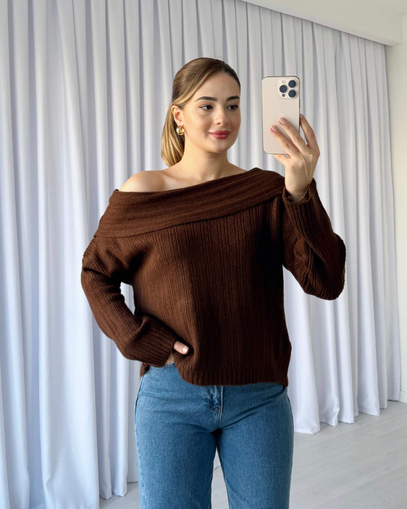 Düşük Omuzlu Kazak - Kahve