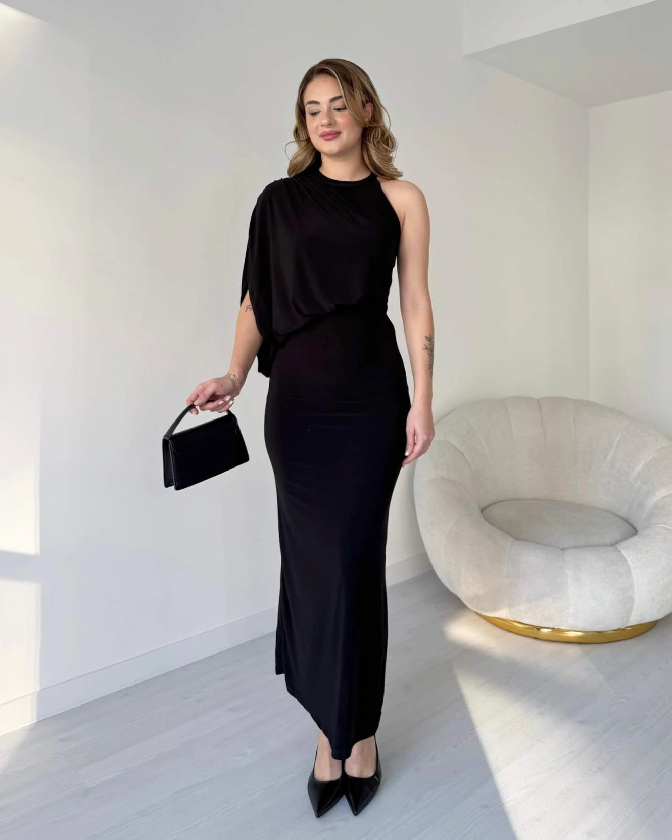 Tek Omuz Drapeli Sandy Elbise