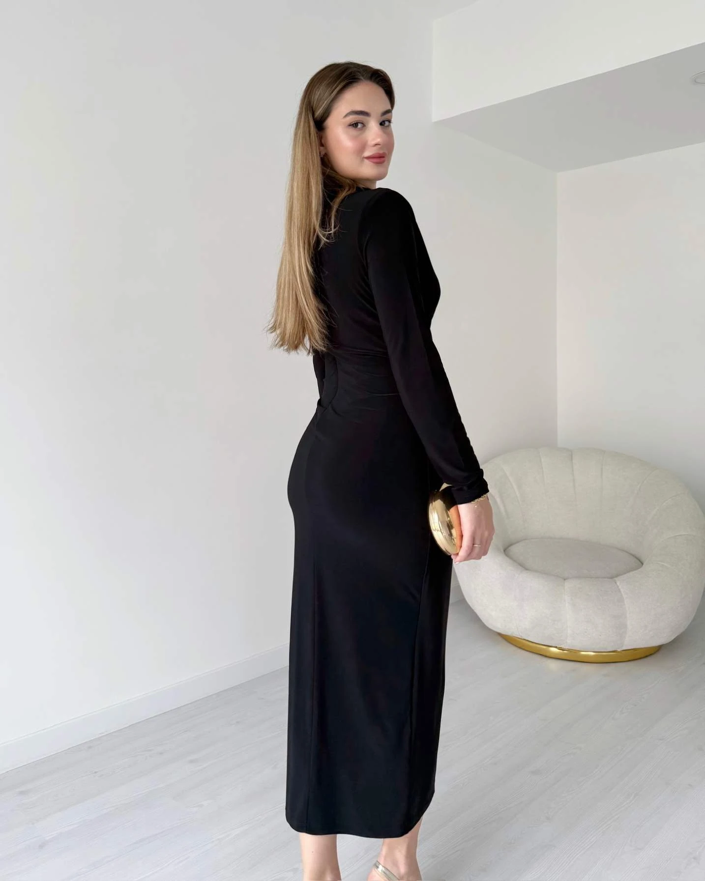 Broş Detaylı Büzgülü ISABEL Elbise