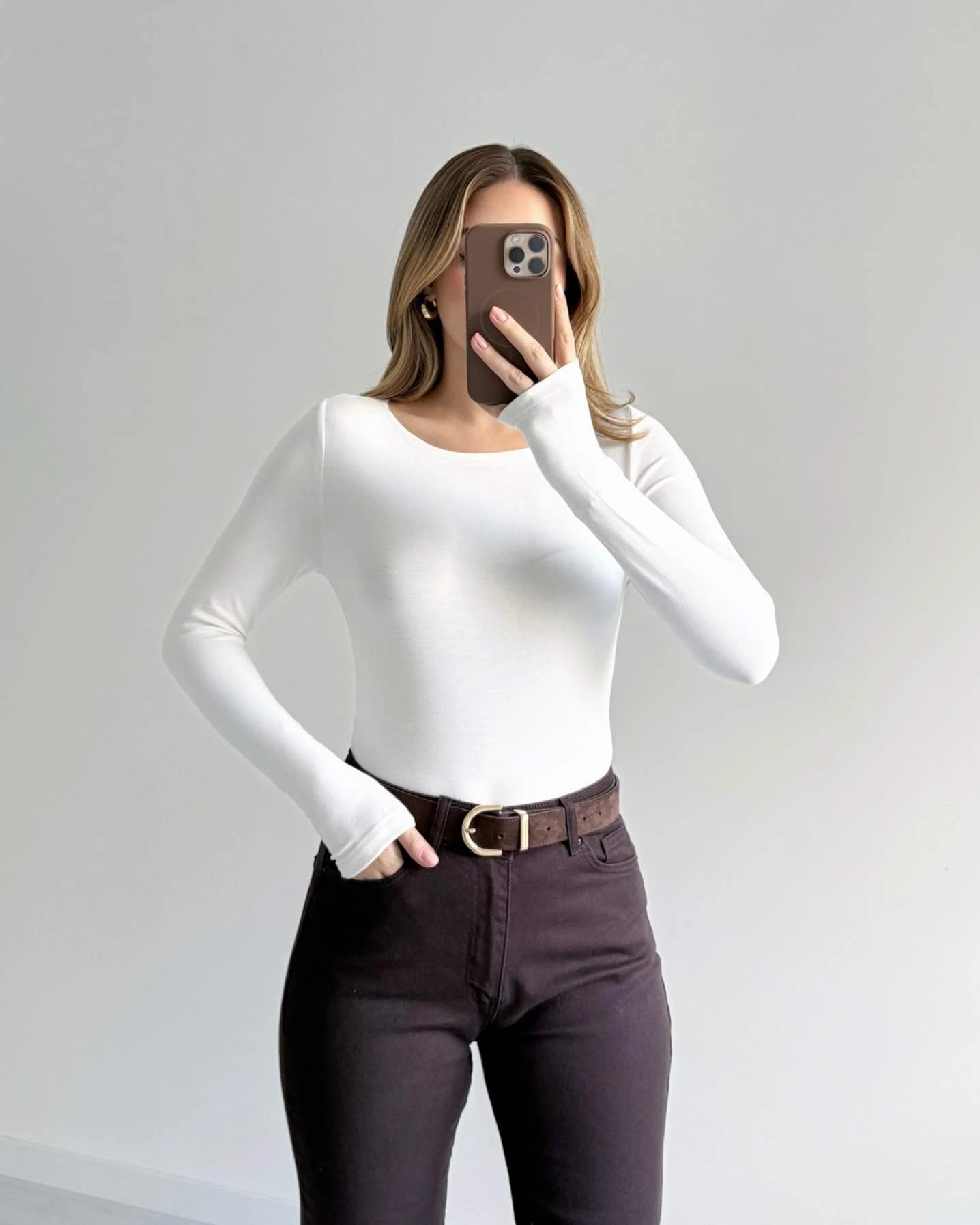 Geniş Yaka Massi Bluz - Beyaz