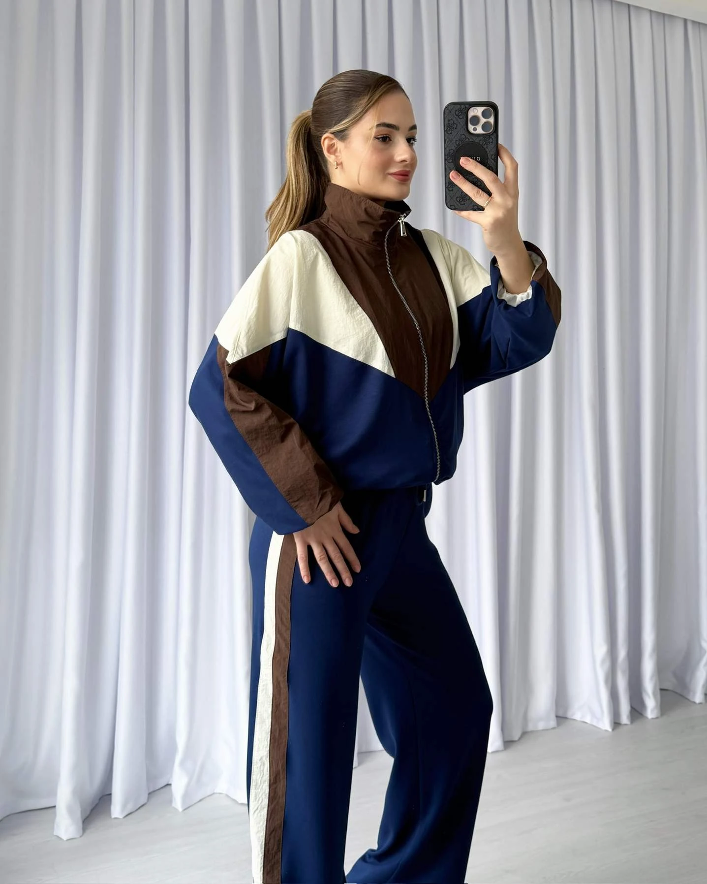 Paraşüt Garnili Eşofman Takımı