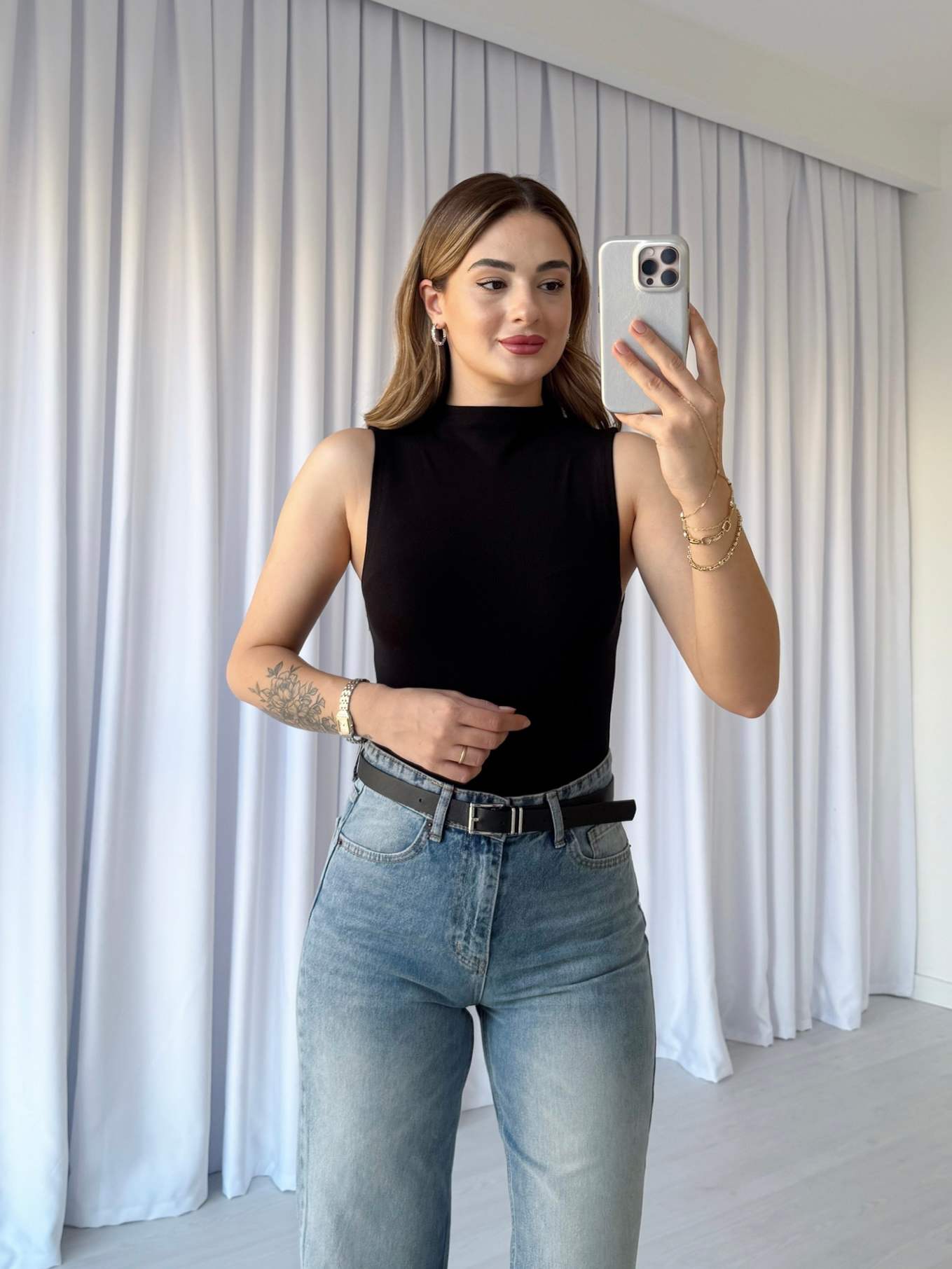 Sıfır Kol Dik Yaka Modal T-Shirt