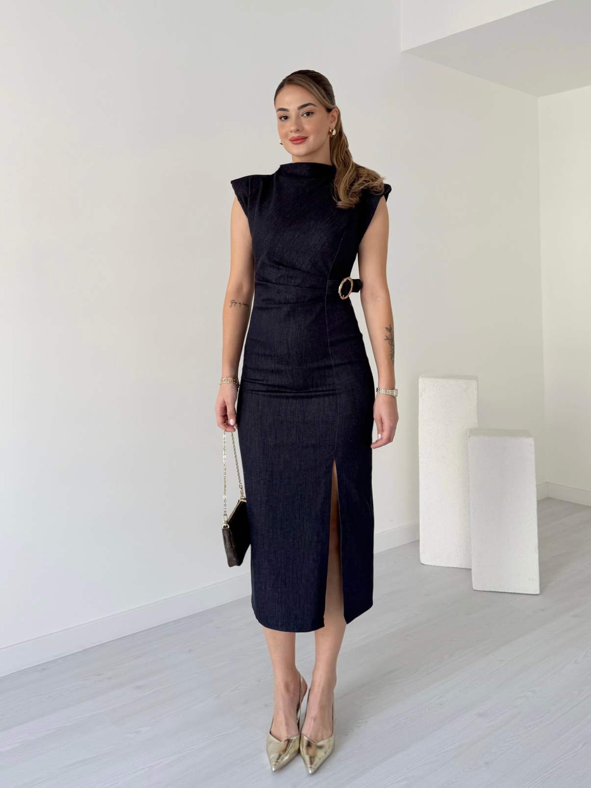 Vatkalı Midi Boy Tek Yırtmaçlı Denim Elbise - Lacivert