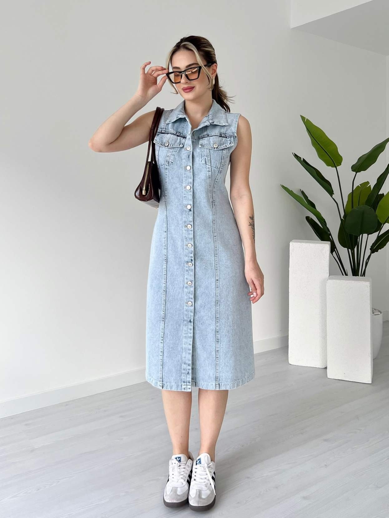 Midi Boy Önü Düğmeli Denim Elbise - Kar Yıkama
