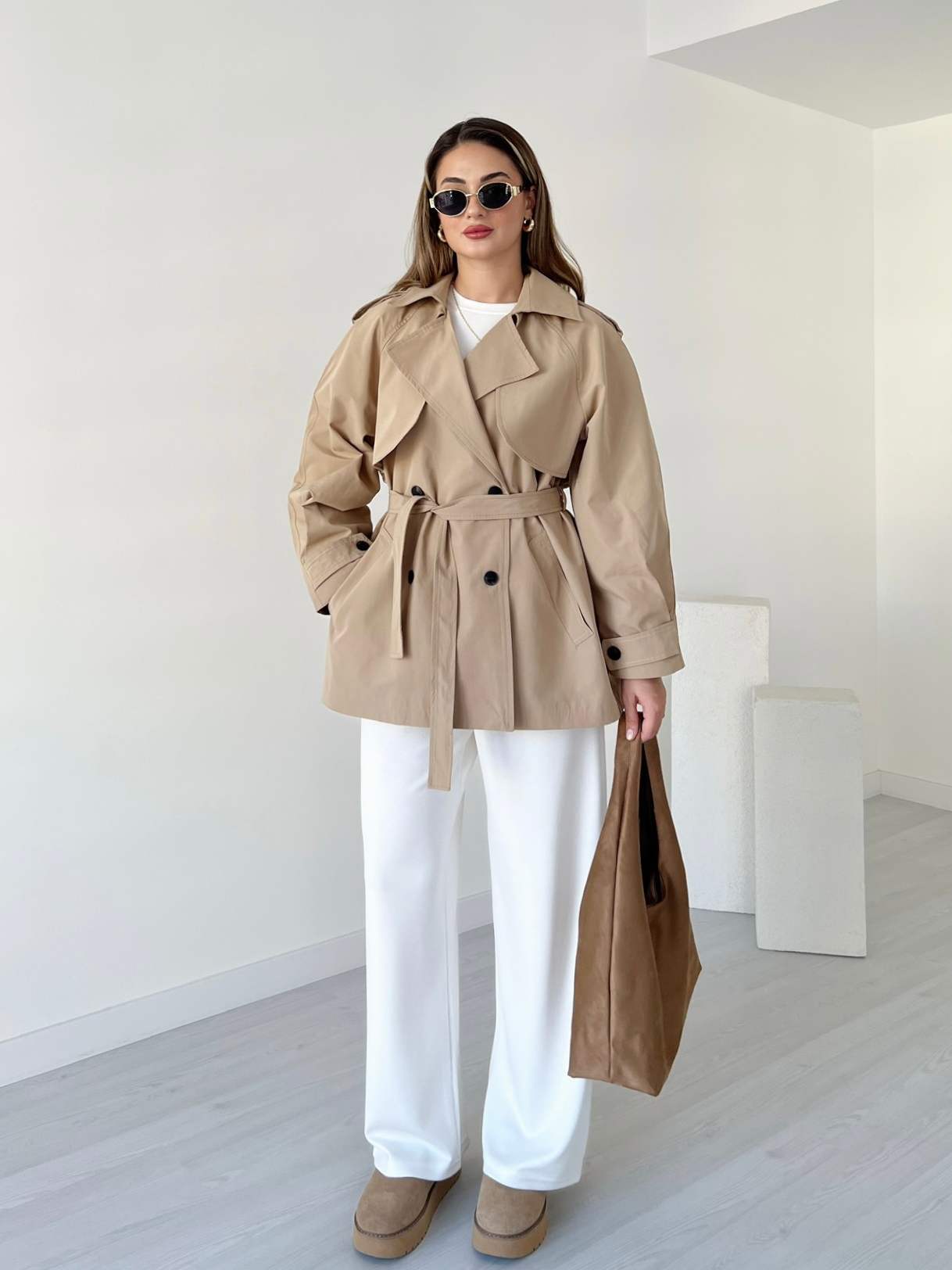 Oversize Astarlı Kısa Trençkot - Bej
