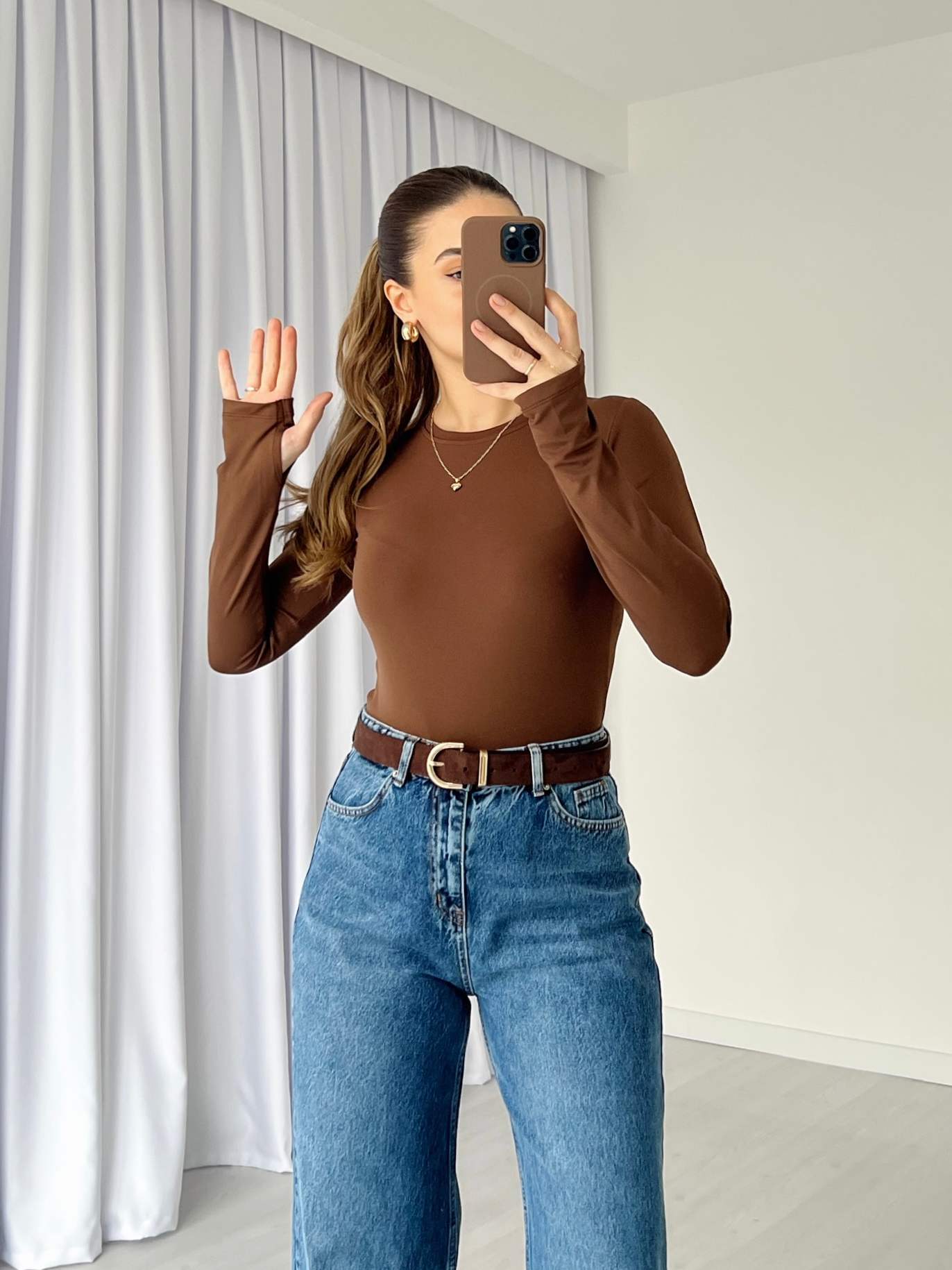 Parmak Geçirmeli Likralı Uzun Kol Bluz