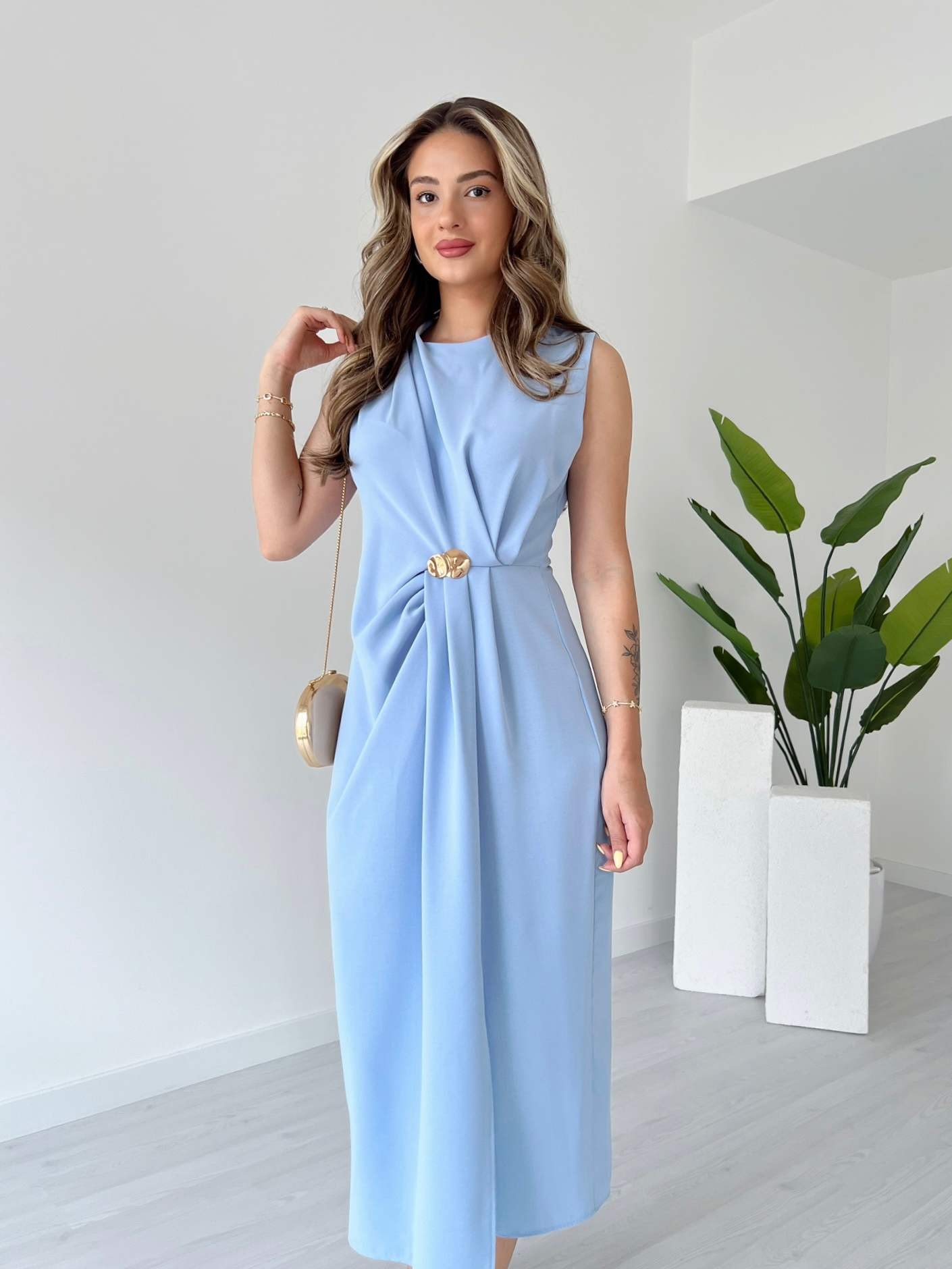 Broş Detaylı VANESSA Elbise