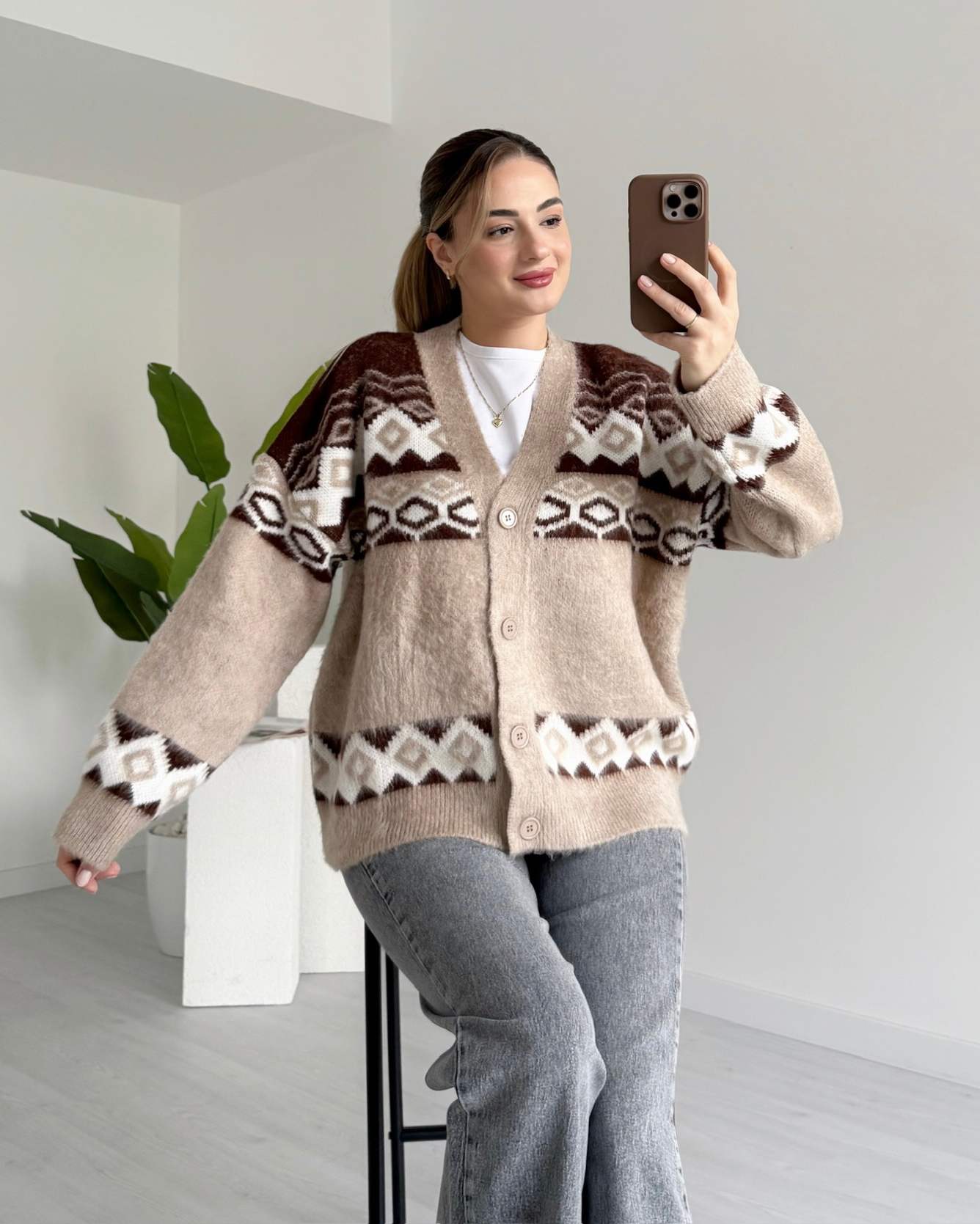 Etnik Desenli Yumoş Hırka - Bej